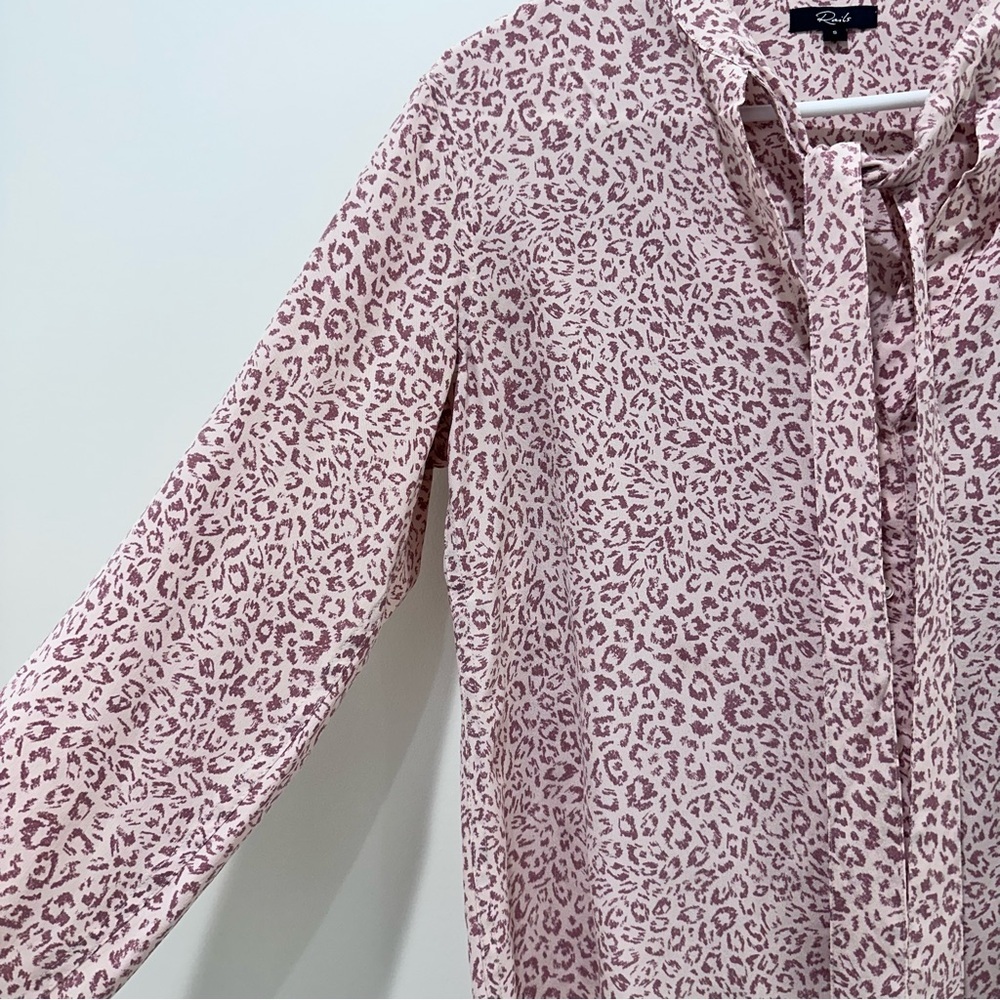 Rails colette blush cheetah long sleeve silk button down tie front pink small - Picture 6 of 9